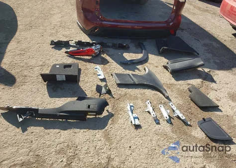 2021 Toyota Highlander Hybrid Xle z USA, uszkodzony, nr VIN 5TDGARAH9MS008508